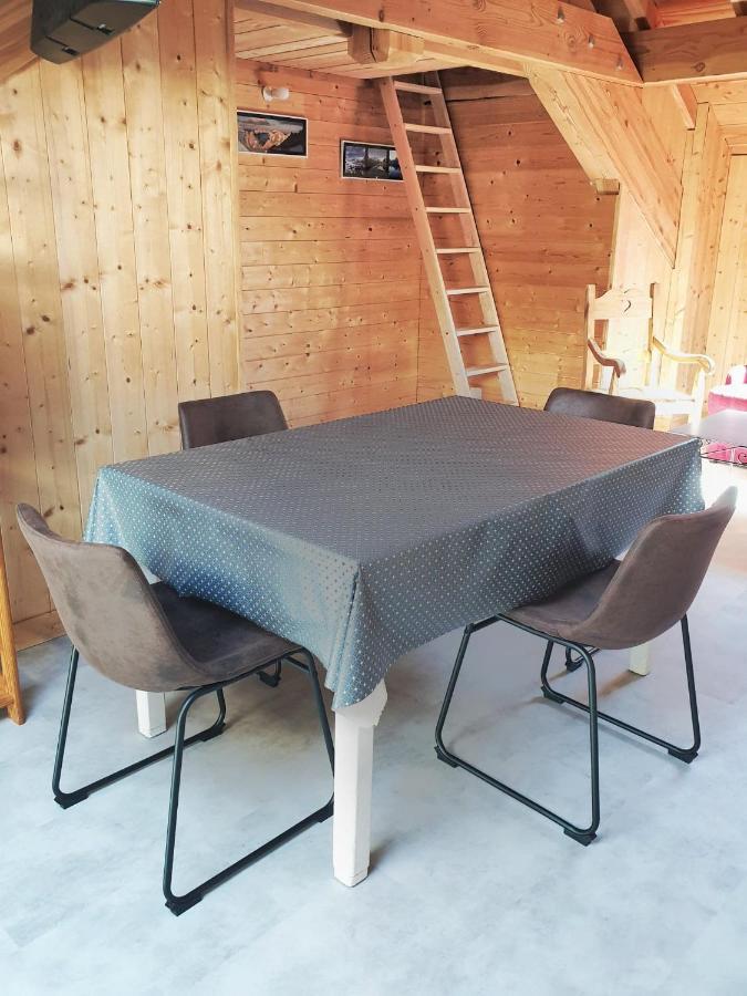 Whisperive Lodge - Le Vert Aux Bords De Rive Le Bourg-dʼOisans Екстериор снимка